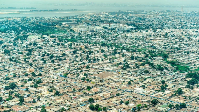 Une vue aérienne de Brazzaville (Image d'illustration) Universal Images Group via Getty - Education Images