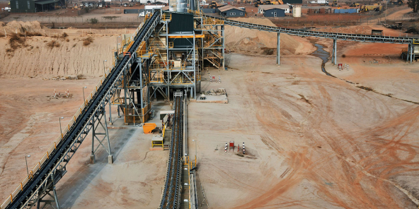 La mine d’or de Houndé exploitée par Endeavour Mining, le 13 février 2020. © Anne Mimault/REUTERS