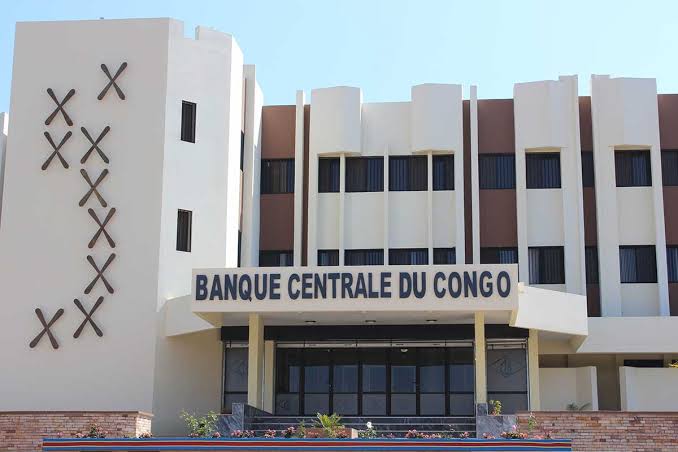 RDC : La banque centrale maintient son taux directeur à 25 %