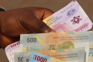 Le Cameroun a émis, le mardi 23 juillet 2024, 550 millions de dollars d'euro-obligations ayant une échéance de sept ans à un taux de 10,75 %.