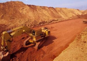 Le Cameroun a signé mardi un accord d'extraction de bauxite d'une valeur d'au moins 2 milliards de dollars avec une filiale de la société australienne Canyon Resources