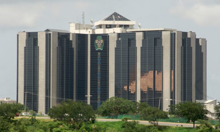 Secteur bancaire: la CBN bloque dividendes et bonus