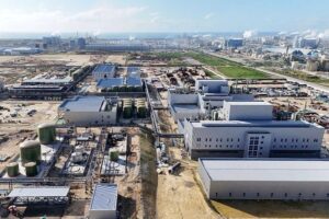 Batteries électriques : le Maroc lance sa 1ère usine de matériaux