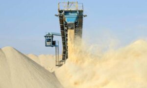 Acide phosphorique : L'Égypte signe un contrat de construction de 658 millions $ pour un projet
