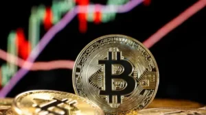 Cryptomonnaie : le Bitcoin grimpe à un record de 123 000 $