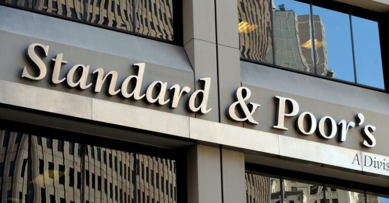 Perspective économique : S&P relève la note de crédit du Kenya à « B »