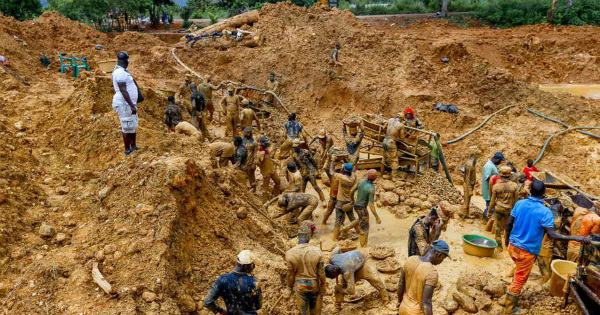 Exploitation minière artisanale : le Ghana lance le rCOMSDEP