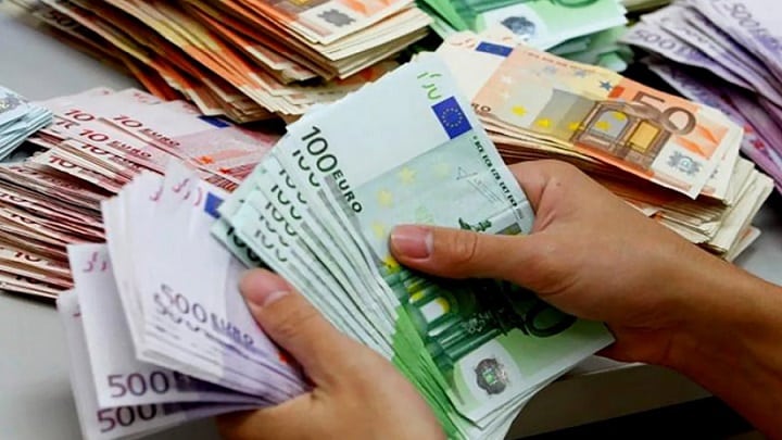 Tunisie : la diaspora envoie près de 1,5 milliard de dinars en deux mois