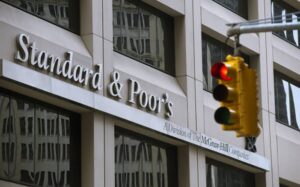 Notation financière : S&P relève la perspective de la Guinée à « Positive »