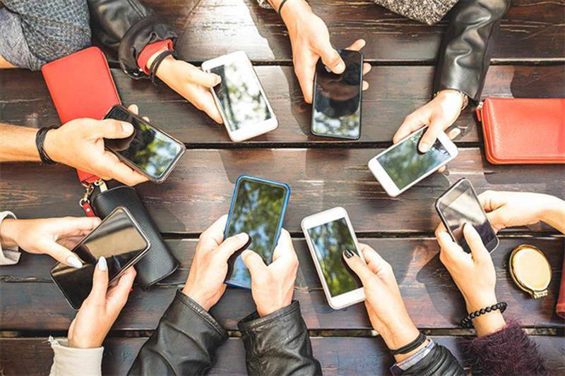 Égypte : les portefeuilles mobiles explosent et frôlent les 80 milliards $