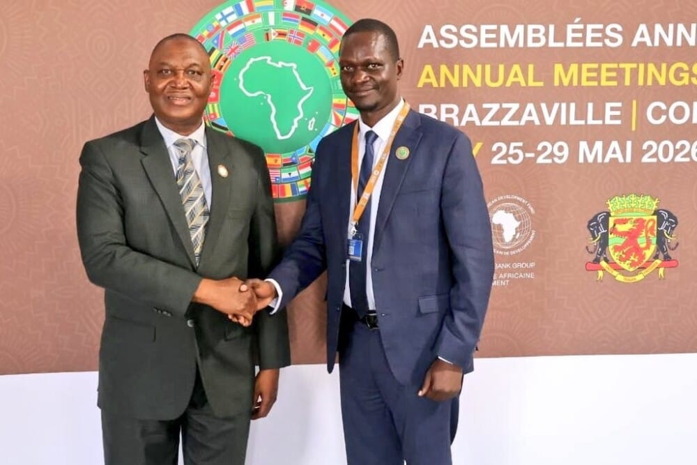 La Banque africaine de développement (BAD) a promis environ 650 millions de dollar (559 millions d'euros) pour contribuer au financement du futur chemin de fer à écartement standard (SGR) reliant sur 272 km Kampala à Malaba, à la frontière kényane.