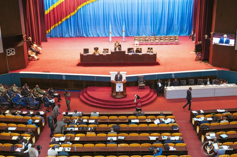 RDC : Centraliser les recettes des grands contrats avec un guichet unique