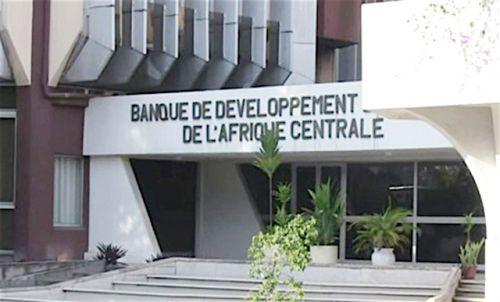 BDEAC : Moody’s maintient la note « Ba3 » et confirme la solidité financière de la banque