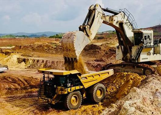 Côte d’Ivoire : six permis miniers pour explorer l’or, le cuivre et le nickel