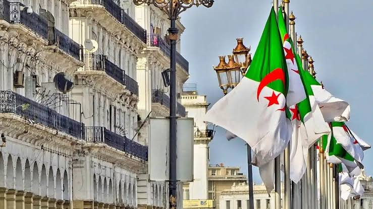 Algérie : 7,26 milliards $ prévus pour les infrastructures