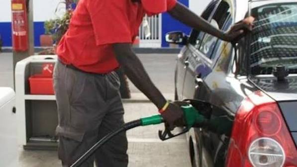 Guinée : 621 millions $ pour maintenir le carburant à 12 000 GNF en 2026